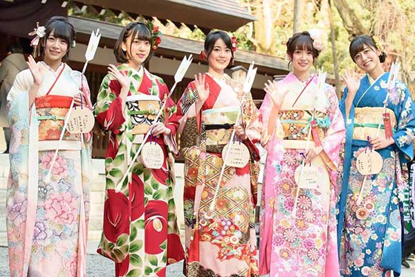 Chúng ta cùng tìm hiểu Quốc Phục Kimono của Nhật Bản